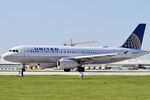 N433UA @ KORD - A320 United Airlines Airbus 320-232, N433UA departing 22L KORD - by Mark Kalfas