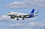 EI-SCF @ ESSA - Rwy 26 - by wijken