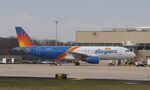 N281NV @ KRFD - Airbus A320-214 - by Mark Pasqualino