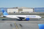 N769UA @ KSFO - Sky Terrace SFO 2025 - by Clayton Eddy