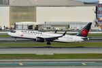 C-FSDW @ KSFO - Sky Terrace SFO 2025 - by Clayton Eddy