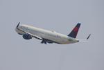 N117DX @ KDTW - DAL A321 zx dtw-lga - by FloridaMetal