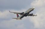 N121DZ @ KDTW - DAL A321 zx dtw-lga - by FloridaMetal