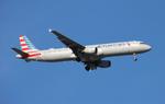 N197UW @ KMCO - AAL A321 zx phl-mco - by FloridaMetal