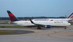 N192DN @ KATL - DAL 763 zx atl-vce - by FloridaMetal