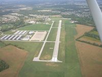  - Swinging around 33 on the way to land at 15 - by IndyPilot63