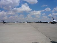  - Great Lakes Airlines operation on east side of A concourse. - by Francisco Undiks