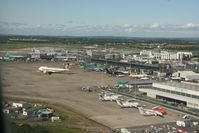  - short finals to Dublin - by Pete Hughes