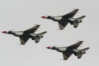  - Thunderbirds practice at Royal International Air Tattoo 2007 - by Steve Staunton