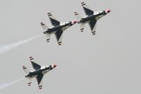  - Thunderbirds practice at Royal International Air Tattoo 2007 - by Steve Staunton