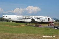  - 737 wreck at Abbotsford Airport - by Michel Teiten ( www.mablehome.com )