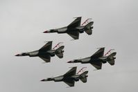  - Thunderbirds display at Royal International Air Tattoo 2007 - by Steve Staunton