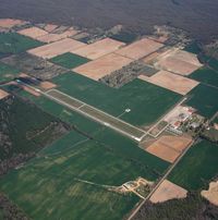 Thompson-robbins Airport photo, click to enlarge