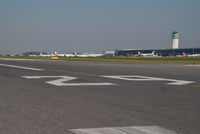  - RWY 29 - by Yakfreak - VAP