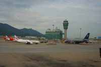  - Control tower, 737 from Hong Kong Express and a 747 from United - by Michel Teiten ( www.mablehome.com )