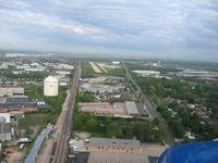  - Base-to-final for 29.  That's a big water tower. - by Bob Simmermon