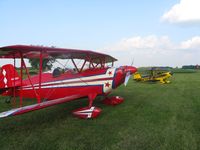  - Planes gathering for the TOPA cookout. - by Bob Simmermon