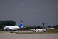  - Traffic on runway 26R.... - by Holger Zengler