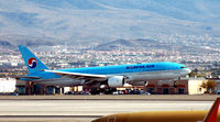  - KAL flight landing McCarran - by John Little