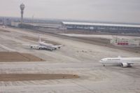  @ Shanghai Hongqiao International Airport - Shanghai International Airport - by Glenn Long