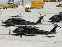  - US-Black Hawks arrived in VIE to receive fuel - by P. Radosta - www.austrianwings.info