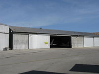  - 24 Beech Taxi, Very large hangar FOR SALE - by Doug Robertson