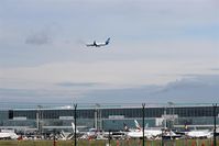  - Inbound traffic for rwy 25R and western apron at terminal 2... - by Holger Zengler