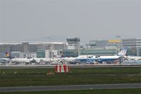  - View to apron at Terminal 1... - by Holger Zengler