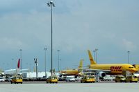  - View on DHL apron.... - by Holger Zengler