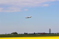  - View to northern parts of LEJ with outbound traffic on rwy 08L.... - by Holger Zengler
