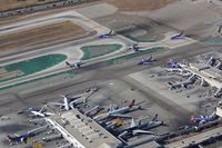  - Busy day at LAX - by flyvertosset