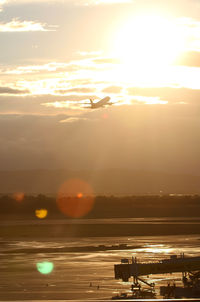  - Vienna International Airport - by Thomas Ranner