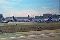  - FedEx base at LAX - by Micha Lueck